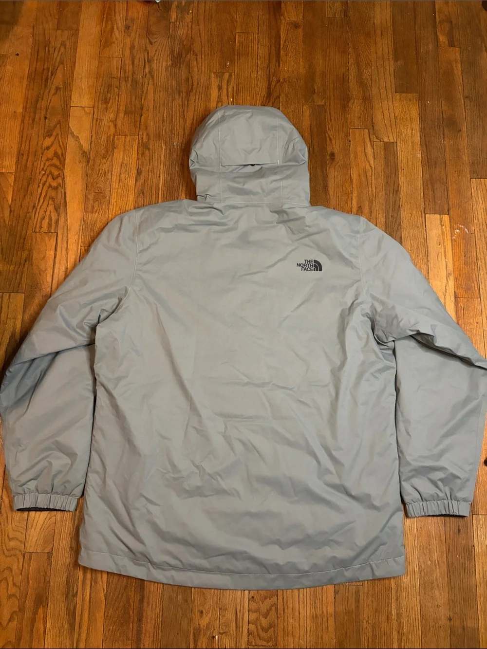 The North Face Mens Quest Insulated Jacket Monument Grey Black Heather